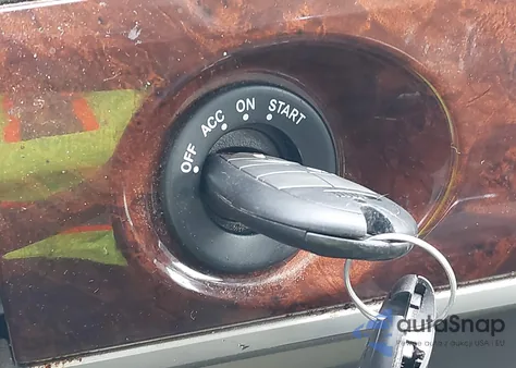 2010 Chrysler Town & Country Touring z USA, uszkodzony, nr VIN 2A4RR5D18AR284797